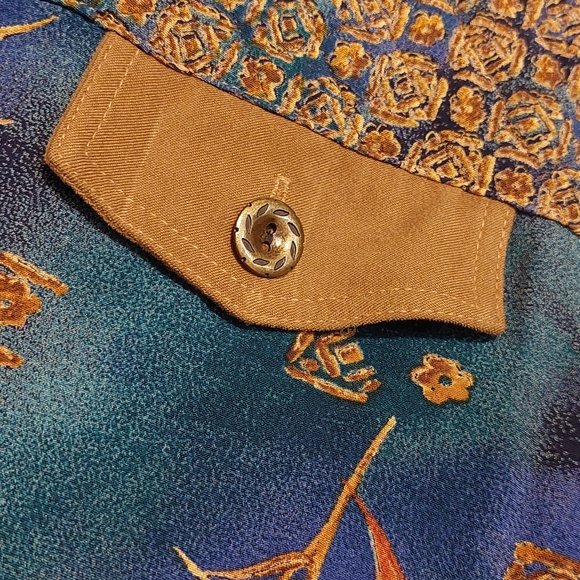 Vintage Bomber Jacket - Picture 8 of 8